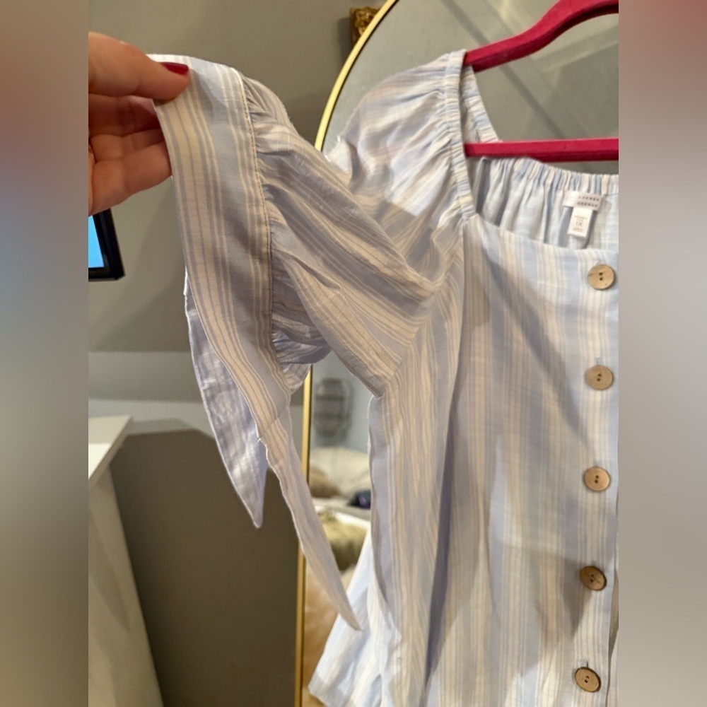 LC Lauren Conrad Light Blue Striped Blouse - Picture 4 of 7